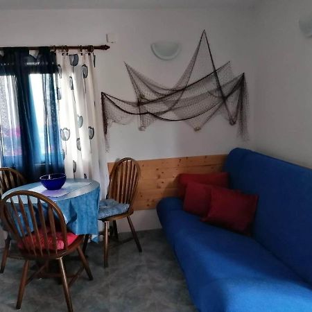 Apartments Misini Dvori Stomorska Kültér fotó
